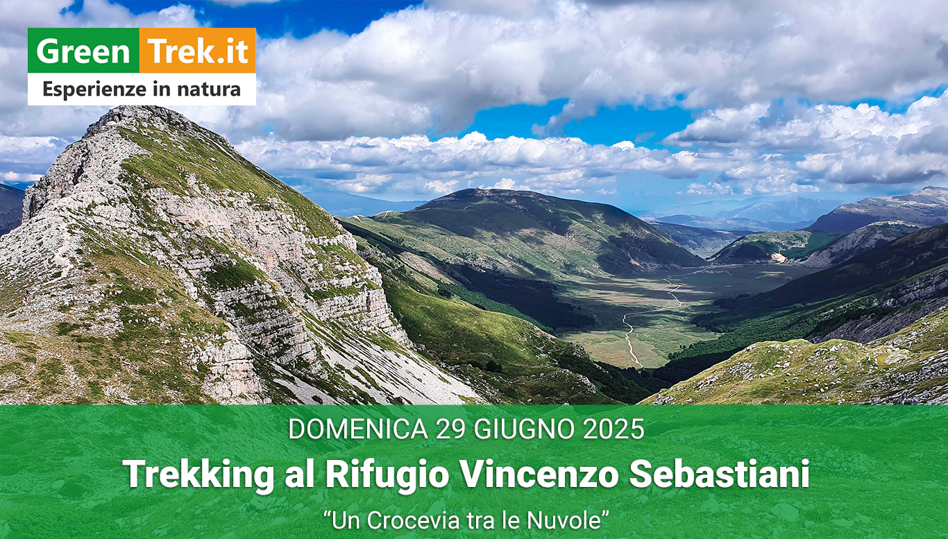 Panorama dei Piani di Pezza dal Rifugio Vicenzo Sebastiani nel Parco Naturale Regionale del Velino Sirente (Abruzzo, L'Aquila).